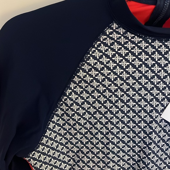 Tory Burch surf shirt / rash guard size M women’s - Picture 3 of 5